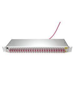 Valmiskaapelipaneeli 48 OM4 LC/UPC-LC/UPC pölysuojatut adapterit